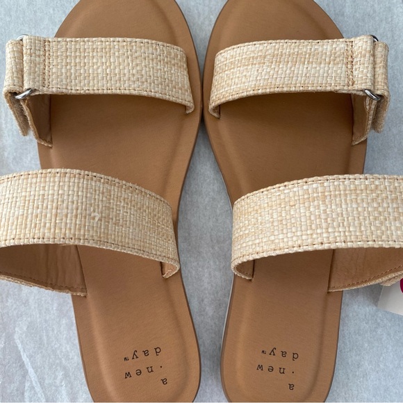 Women’s Boho Sandals - Women’s Flats - Picture 6 of 12